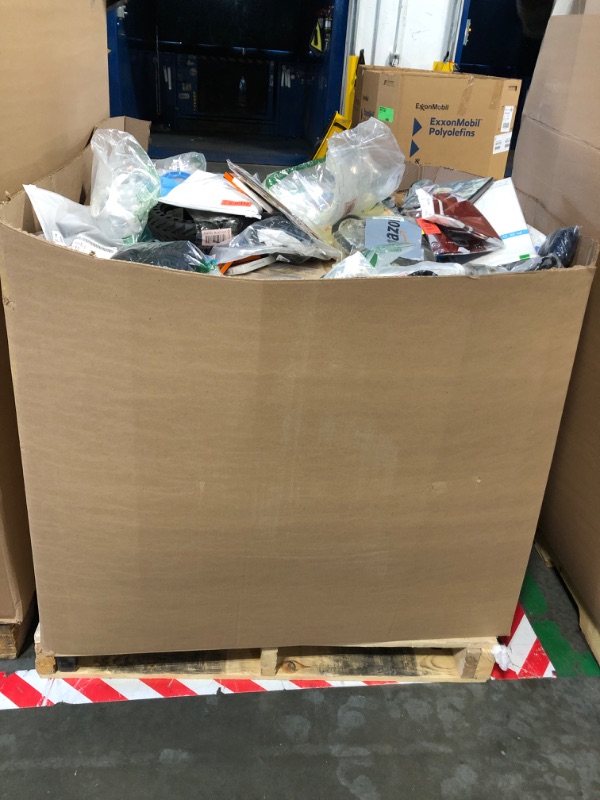 Photo 1 of ****GAYLORD FULL OF NEW AND USED ITEMS*** NO RETURNS FINAL SALE **************