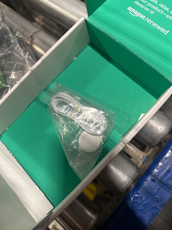 Photo 1 of [LOCKED] Apple Watch Series 8 (GPS + Cellular, 41MM) - Midnight Aluminum Case with Midnight M/L Sport Band (Renewed Premium)