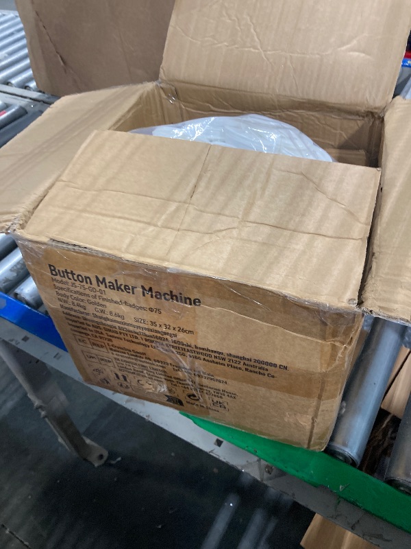 Photo 1 of VEVOR Button Maker Machine, 3 inch/75 mm Badge Punch Press Kit, Children DIY Gifts Pin Maker, Button Making Supplies with 500pcs Button Parts & Magic Book & Circle Cutter