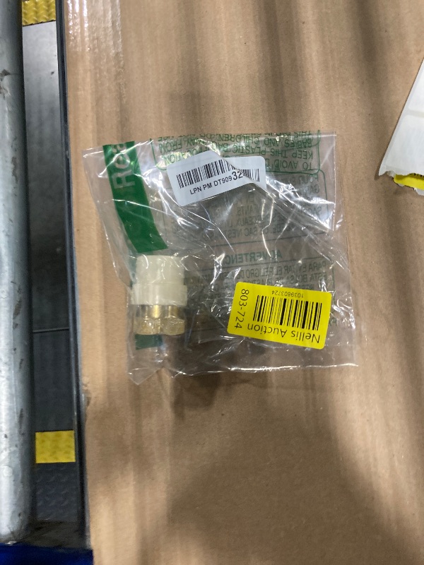 Photo 1 of 1 Piece 3/4" Female NPT x 3/4" CPVC Adapter, 3/4" CPVC Female Adapter, Brass, 1 Pack
