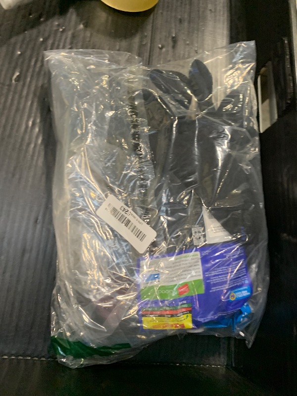 Photo 1 of ****ONLY 3 PAIR****  Hanes Large-Shoe Size: 3-9 Boys, Double Tough Cushioned Crew Socks, 12-Pair Packs, Black