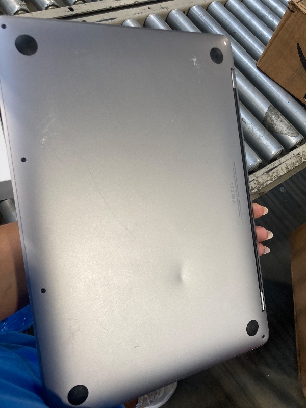 Photo 1 of **NON FUNCTIONAL, FOR PARTS ONLY, SALE FINAL**
Apple 2025 MacBook Air 13-inch Laptop with M4 chip: Built for Apple Intelligence, 13.6-inch Liquid Retina Display, 16GB Unified Memory, 256GB SSD Storage, 12MP Center Stage Camera, Touch ID; Midnight