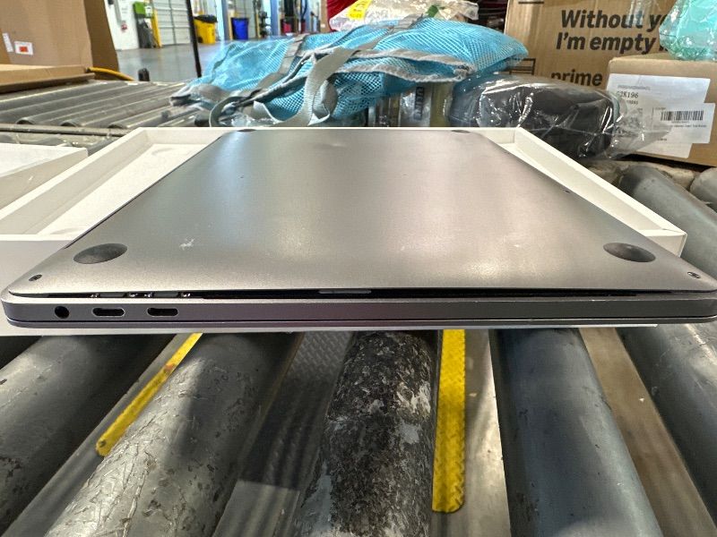 Photo 1 of **NON FUNCTIONAL, FOR PARTS ONLY, SALE FINAL**
Apple 2025 MacBook Air 13-inch Laptop with M4 chip: Built for Apple Intelligence, 13.6-inch Liquid Retina Display, 16GB Unified Memory, 256GB SSD Storage, 12MP Center Stage Camera, Touch ID; Midnight