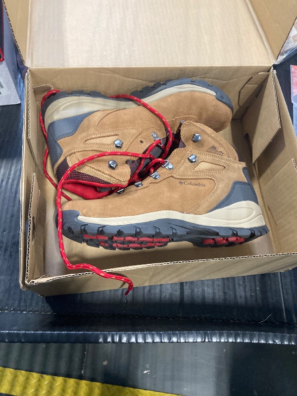Photo 1 of Columbia Women's Newton Ridge Plus Waterproof Amped, Elk/Mountain Red, 8.5
