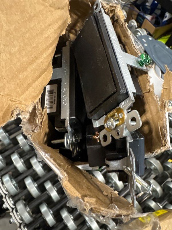 Photo 1 of **USED**ENERLITES Matte Black Light Switch, Decorator Paddle Rocker Wall Switch, Single Pole, 3 Wire, Grounding Screw, Residential Grade, 15A 120V/277V, UL Listed, 91150-MBK20P (20 Pack)