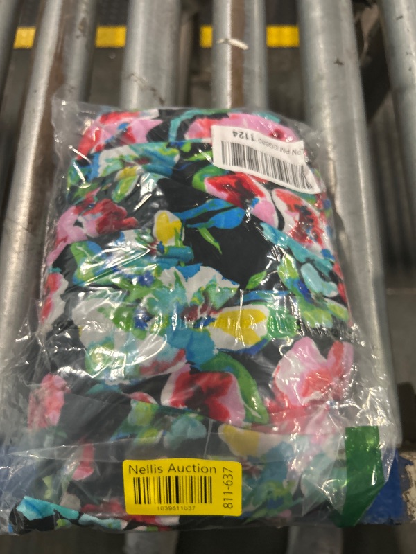 Photo 1 of ** UNKNOWN SIZE***TrimShaper Women's Ronnie Swim Tankini Top, Blooming Beauty