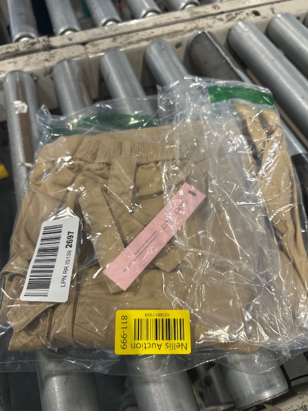 Photo 1 of ** UNKNOWN SIZE***Gleeneat Womens Cargo Bermuda Shorts High Waisted Knee Length Summer Cotton Casual Baggy Long Hiking Short with 6 Pockets 2025 Trendy Khaki