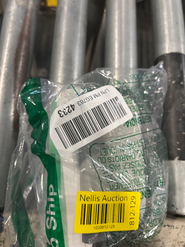 Photo 1 of ** UNKNOWN SIZE***Portable Bottle Warmer for Travel, Fast Heating - Travel Bottle Warmer with Battery-Powered Temperature Display.