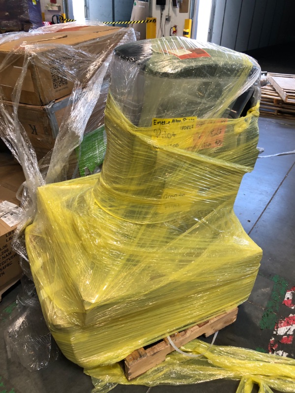 Photo 1 of ** USED / UNTESTED ** VEVOR Commercial Slushy Machine, 15Lx2 Double Tank Margarita Machine, 120 Cups Stainless Steel Margarita Smoothie Frozen Drink Machine, Slushie Machine for Party Restaurants Cafe Bars