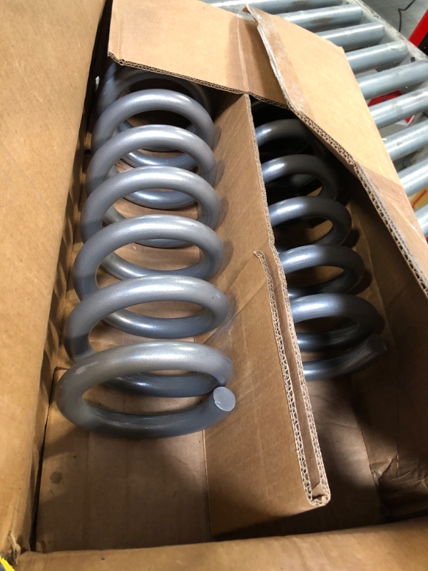 Photo 1 of ** Set 2 Box ** Rough Country 4.5" N3 Lift Kit for 1999-2006 Chevy/GMC 1500 2WD - 239N2