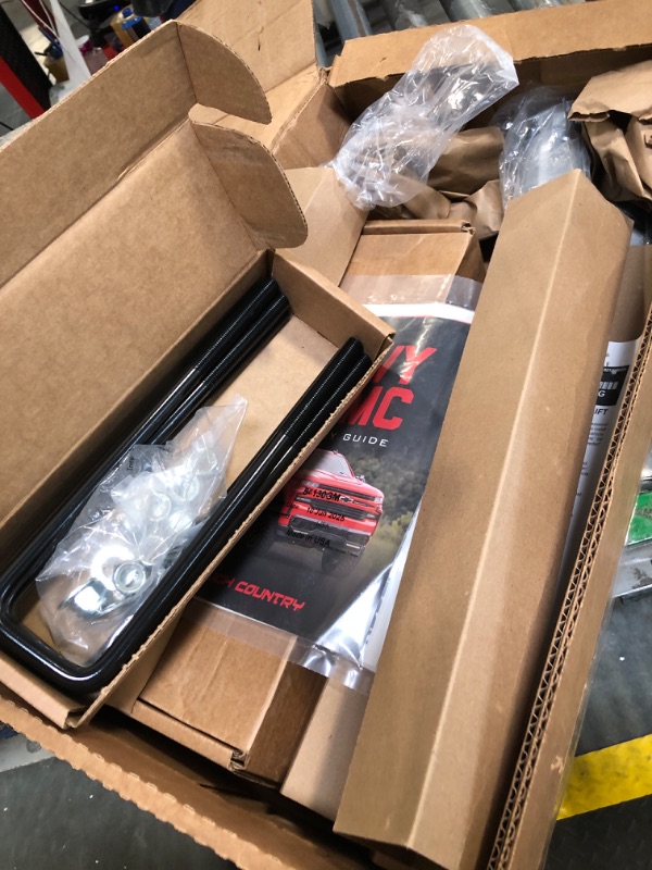 Photo 1 of ** Set 2 Box ** Rough Country 4.5" N3 Lift Kit for 1999-2006 Chevy/GMC 1500 2WD - 239N2