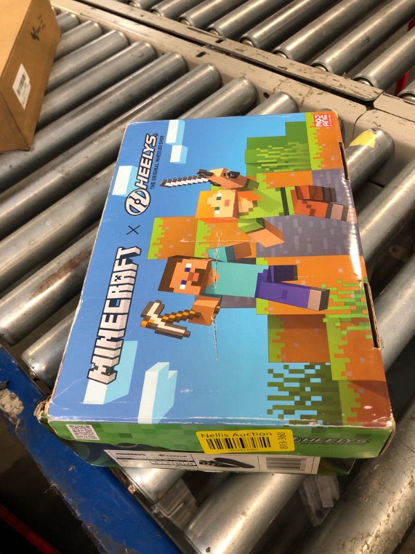 Photo 1 of ** DIRTY / VERY USED** Heelys Minecraft Pro 20 (Little Big Kid/Adult) Wheeled Heel Shoe, Black/Green/White, 6 US Unisex