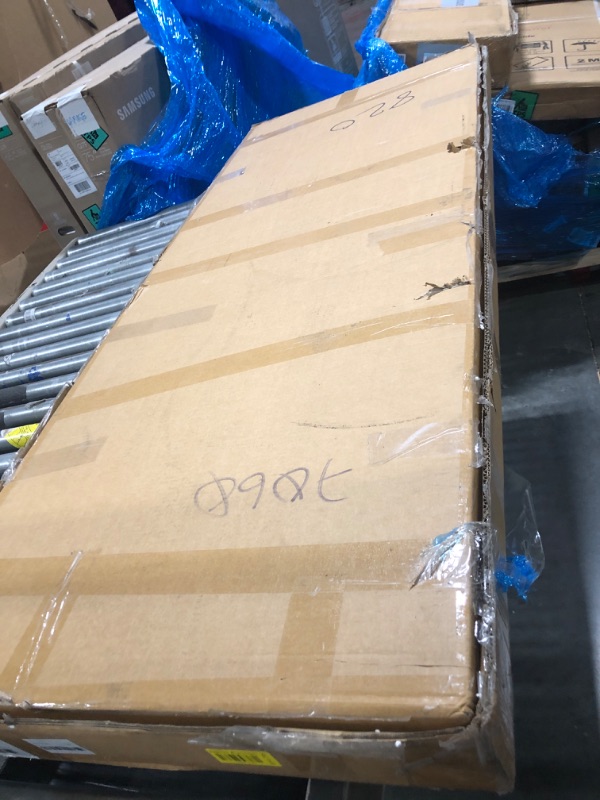 Photo 1 of ** SET 2 BOX ** 6*8 FT Outdoor Walk-in Greenhouse, Polycarbonate Green House, Heavy Duty Greenhouse with Vented Roof Window, Windproof Aluminum Frame, Suitable for Outside Gardening, Backyard, Patio