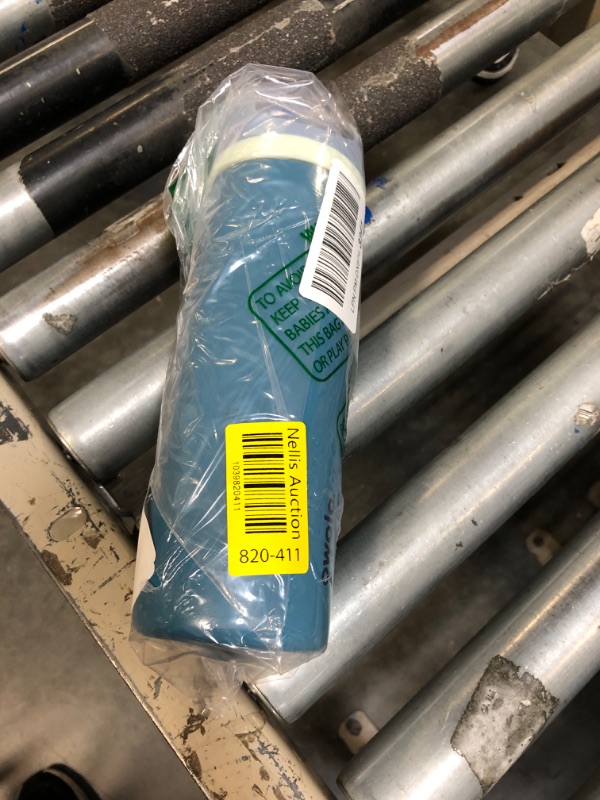 Photo 1 of *****MINOR DAMAGE ***   Owala FreeSip Insulated Stainless Steel Water Bottle with Straw, BPA-Free Sports Water Bottle, Great for Travel, 24 Oz, Denim