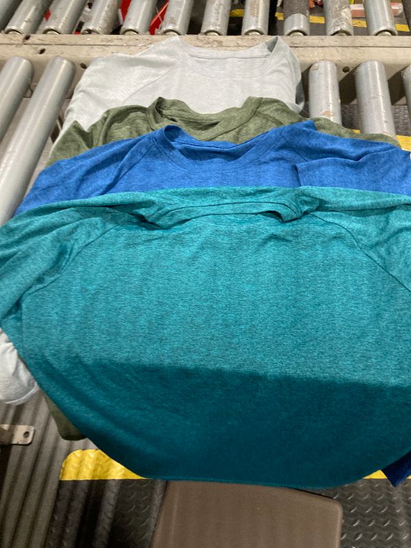 Photo 1 of ****ONLY 4 SHIRTS*****MCPORO Workout Shirts for Men Short Sleeve Quick Dry Athletic Gym Active T Shirt Moisture Wicking 5 Pack Black, Dark Blue, Army Green, Light Grey, Hydro Teal Medium