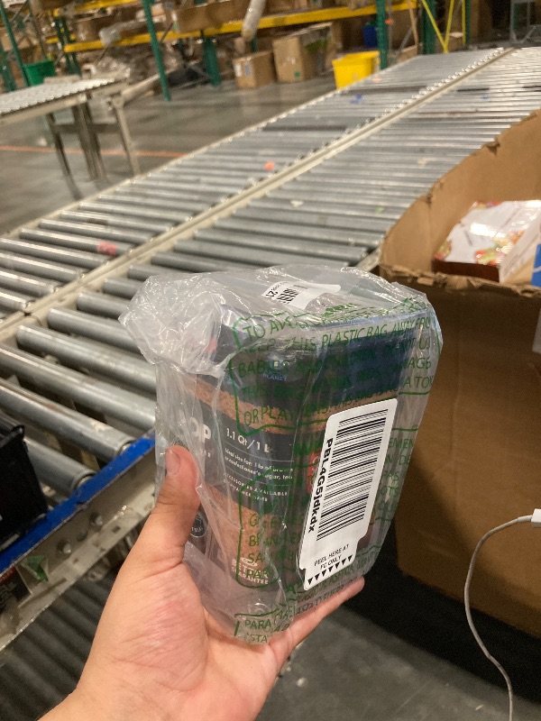 Photo 1 of **LID MISSING**OXO Good Grips POP Container - Airtight Food Storage - Small Square Short 1.1 Qt Ideal for 1 lb of brown sugar or confectioner's sugar, NO LID