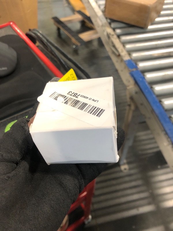 Photo 1 of 1.25" Flag Pole Rings, Aluminum Alloy Flagpole Rings 360° Rotating Anti Wrap Flag Mounting Ring, Spinning Flag Pole Clips with Carabiner for 1.02-1.25 Inch Diameter- Pack of 2 (Black)