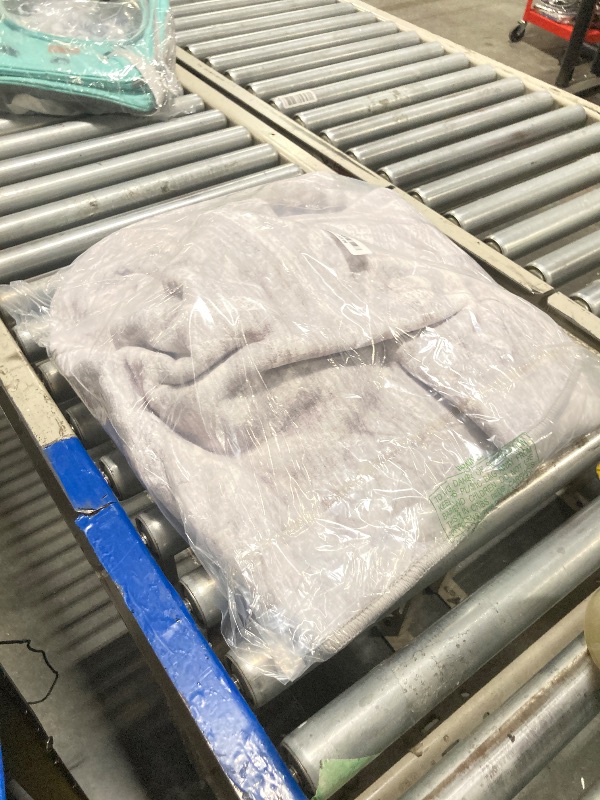 Photo 1 of Round Rug 6ft Circle Area Rugs for Living Room Bedroom Dining Room Carpet Washable Circular Rug for Nursery Kids Playroom Non Slip Soft Cozy Grey