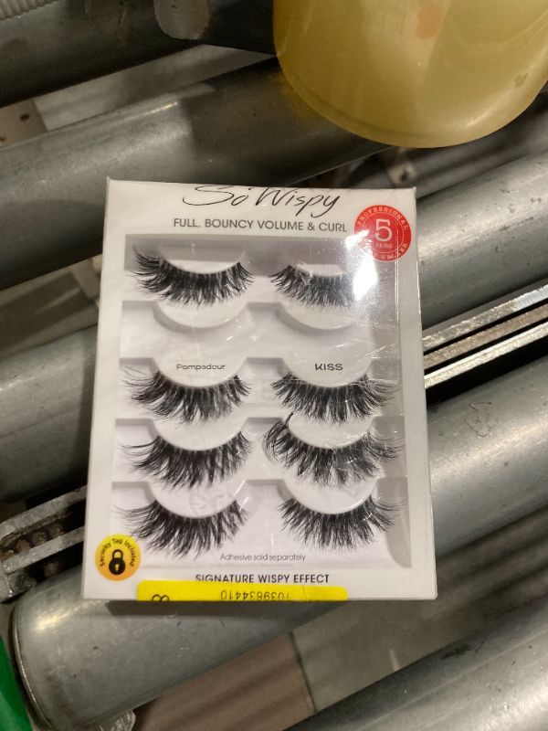 Photo 1 of ****MISSING LASHES****  KISS So Wispy, False Eyelashes, 'Pompadour', Includes 5 Pairs Of Lashes, Easy to Apply, Reusable Lash Clusters