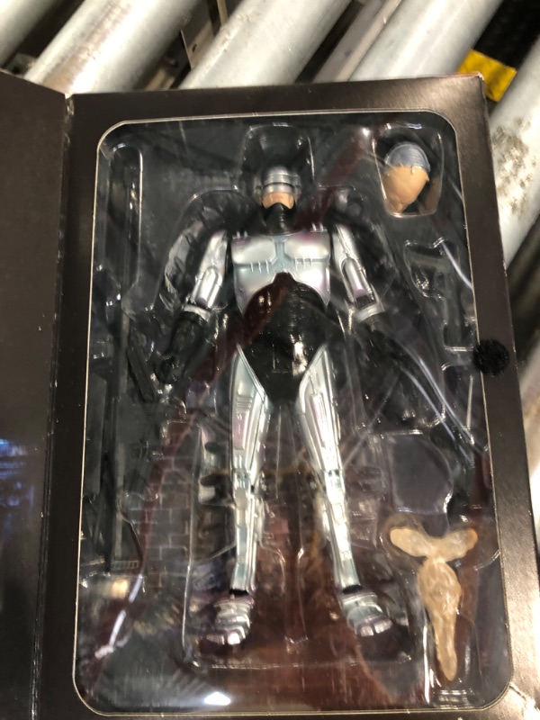 Photo 1 of NECA Robocop Ultimate 7IN Action Figure