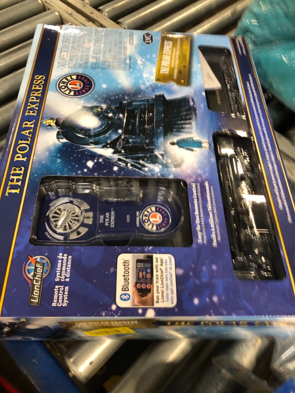 Photo 1 of ** USED/UNTESTED ** Lionel The Polar Express LionChief 2-8-4 Set with Bluetooth Capability, HO Gauge Model Train Set with Remote