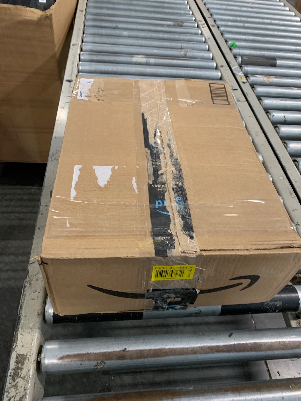 Photo 1 of ***MISSING FILTER**Cold Brew Coffee Maker Jar with Stainless Steel Filter, Handle, Lid and Spout, Thick Glass Iced Coffee Maker Pitcher (2000ml)