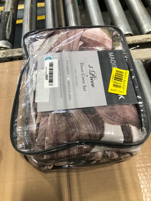 Photo 1 of **SHAMS MISSING***Madison Park Cotton Blend Duvet Set Beautiful Floral Design, All Season, Breathable Comforter Cover Bedding Set, Matching Shams, Full/Queen(90"x90"), Blush 3 Piece