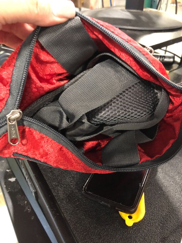 Photo 1 of ***similar item*** see pic***Gonex 60L Packable Travel Duffle Bag Foldable Duffel Bags for Luggage Gym Sports Camping Travelling Cycling Storage Shopping Water & Tear Resistant Red