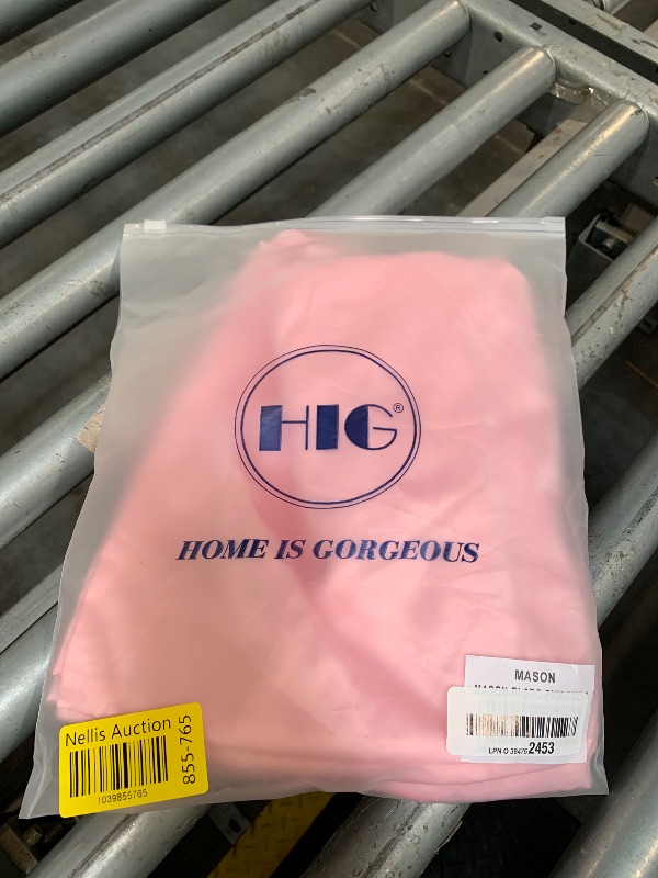 Photo 1 of ***PILLOW MISSING***
Bedream Satin Pillowcase, Cooling Long Large Pillow with Zipper Removable Cover for Bed, (Pink, 20" x 54")
