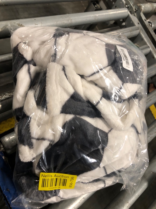 Photo 1 of **USED**KING DARE Soccer Blanket - Soft Fleece Throw for Kids, Unique Soccer Gifts for Boys & Girls 6-12, 40x50 Inch