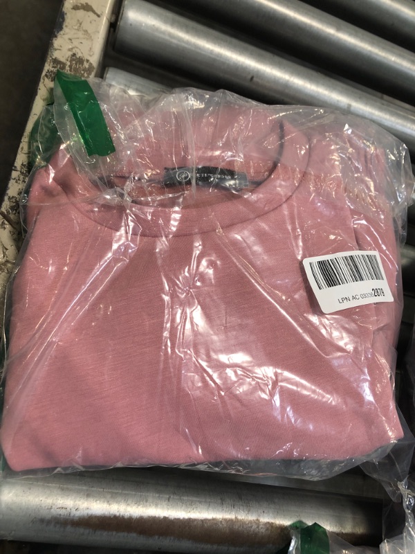 Photo 1 of ***color rosa****PRETTYGARDEN Women's Summer 2 Piece Loungewear Set Cropped Tank Top Wide Leg Sweatpants Tracksuit Casual Outfits (Apricot,Small)