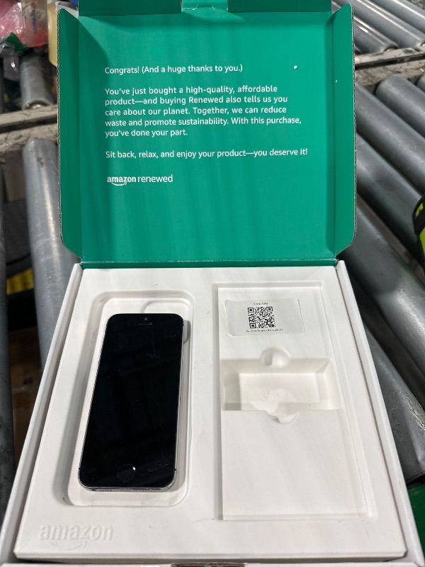 Photo 1 of **LOCKED** Apple iPhone SE - Sprint (Refurbished) (Space Gray, 16GB) 