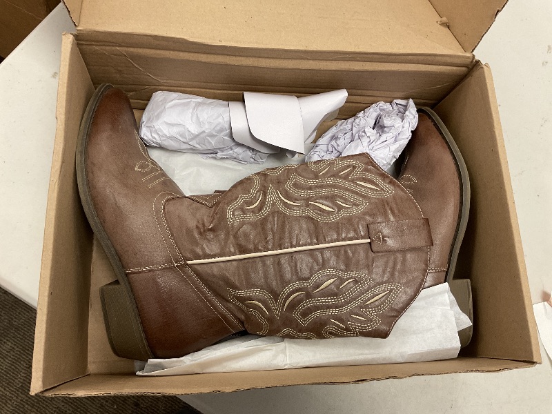 Photo 1 of mysoft Women's Western Cowboy Boots Embroidered Mid-Calf Pointed Toe Cowgirl Boot USED