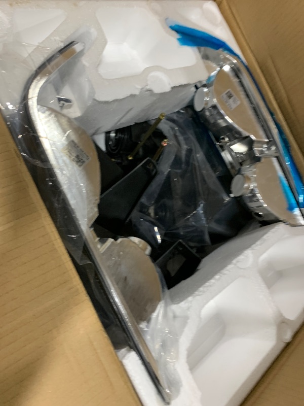 Photo 1 of ADCARLIGHTS 2004 2005 2006 2007 2008 2009 2010 2011 2012 Chevy Colorado Headlight Assembly for 04-12 Chevy Colorado/GMC Canyon / 2006-2008 ISUZU I-Series Headlamp Replacement Pair - Chrome Housing