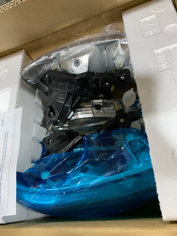 Photo 1 of AXLAHA Compatible with 1999-2006 GMC Sierra 1500 2500 3500 Headlights Assembly /00-06 GMC Yukon 1500 2500 XL Headlamp with Chrome Housing Amber Reflector Clear Lens Replacement