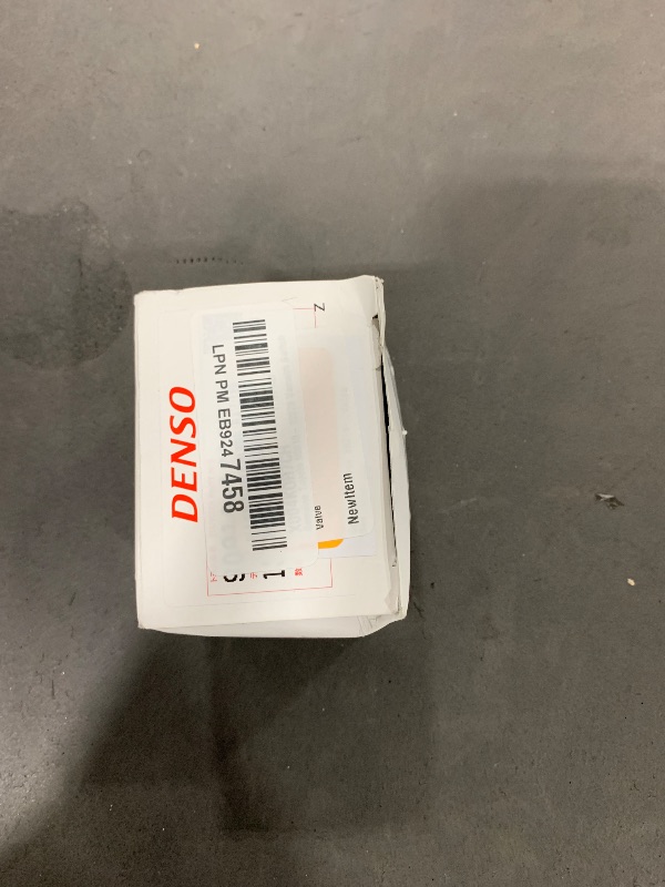 Photo 1 of Genuine Toyota 90910-12079 Vacuum Switch Valve