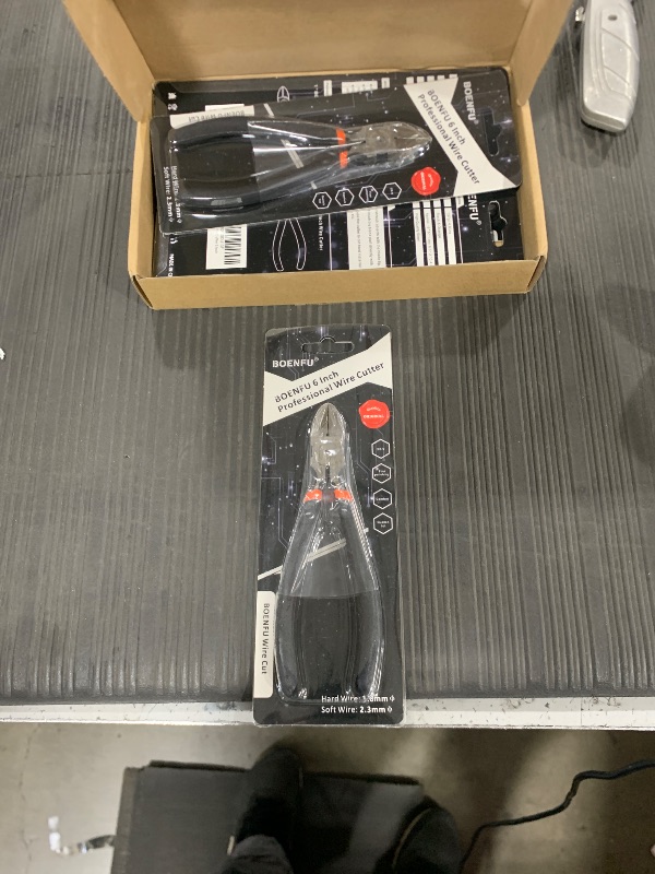 Photo 1 of Wire cutters 5 pack 