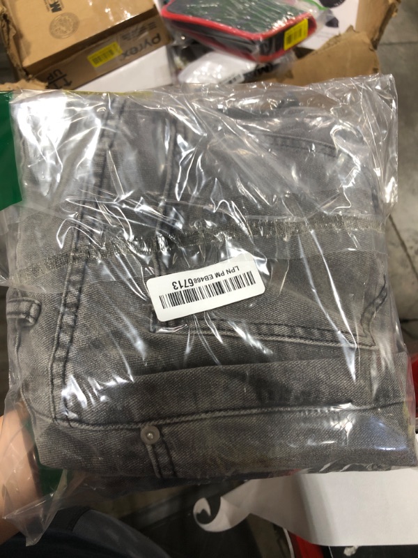 Photo 1 of Verdusa Men's Wide Leg Denim Pants Casual Loose Fit Long Jeans with Pockets Grey Medium