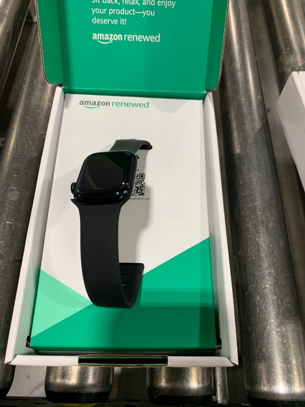 Photo 1 of Apple Watch Series 9 [GPS, 41mm] - Midnight Aluminum Case with Midnight Sport Band S/M (Renewed Premium)