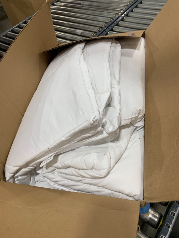 Photo 1 of EASELAND Soft Oversized King Down Alternative Comforter All Season Reversible Quilted Duvet Insert with Corner Ties,Warm Fluffy Lightweight for Winter Summer,White,98''x116''