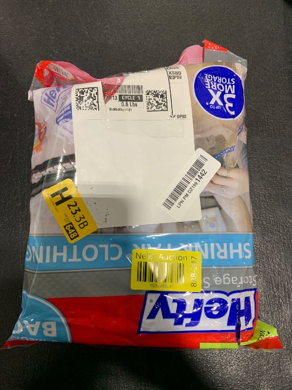Photo 1 of Hefty Shrink-Pak Vacuum Storage Bags - Space Saver for Under Bed Storage, Clothing and Comforters, 3X More Storage Space, 6 Medium Zipper Bags