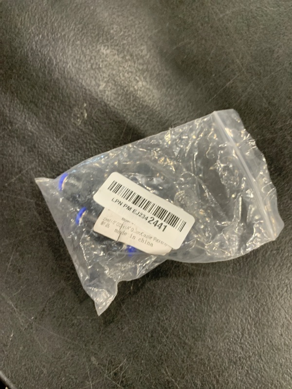 Photo 1 of zjxed 1/2" OD x 1/4" OD Pneumatic quick Connector Push to Connect fittings Straight reducer Union/Coupler (Pack of 5)