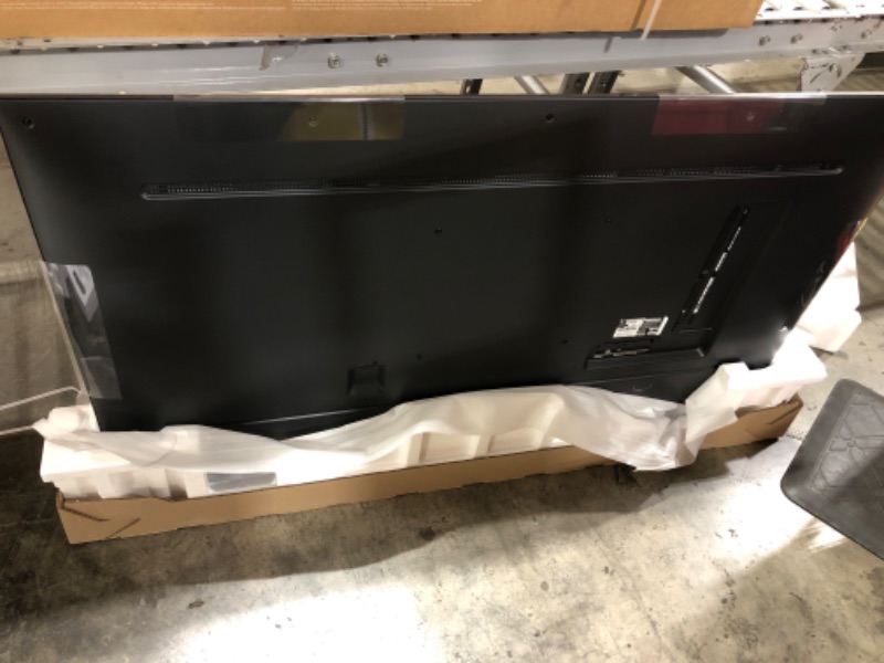 Photo 1 of LG 65-Inch Class UR9000 Series Alexa Built-in 4K Smart TV (3840 x 2160),Bluetooth, Wi-Fi, USB, Ethernet, HDMI 60Hz Refresh Rate, AI-Powered 4K