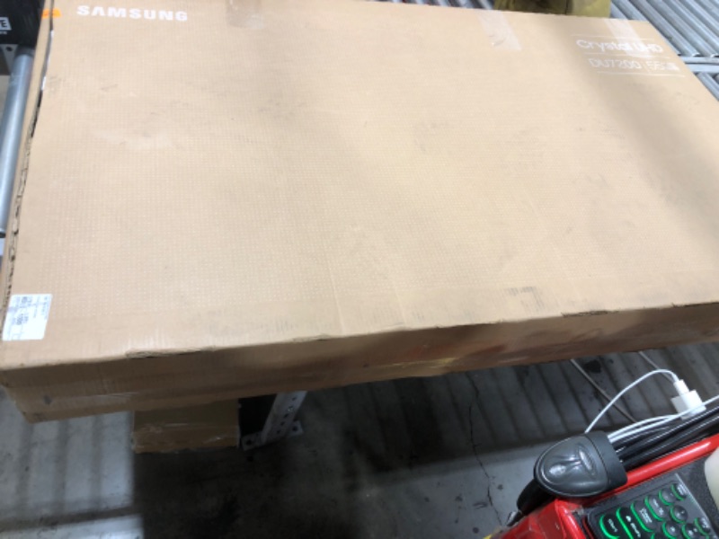Photo 1 of SAMSUNG 55-Inch Class Crystal UHD 4K DU7200 Series HDR Smart TV w/Object Tracking Sound Lite, PurColor, Motion Xcelerator, Mega Contrast, Q-Symphony (UN55DU7200, 2024 Model)