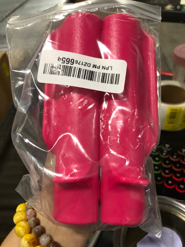 Photo 1 of Lasnten 2 Pcs Rose Thorn Stripper Tool Thorn Remover for Roses Leaf Stripper Tool Flower Stem Cleaner Cutter to Removal Leaf for Home Flower Shop Gardening Floral Arrangement (Rose Red)