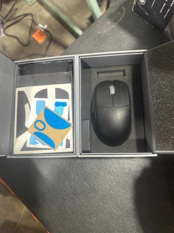 Photo 1 of Lamzu Atlantis Mini 4K Wireless Gaming Mouse, Ultra Lightweight 51g, 26000 DPI, Symmetrical, Mechanical Switch, Silver TTC Encoder, PAW3395 Sensor, MCU Nordic 52840-4k Dongle Included