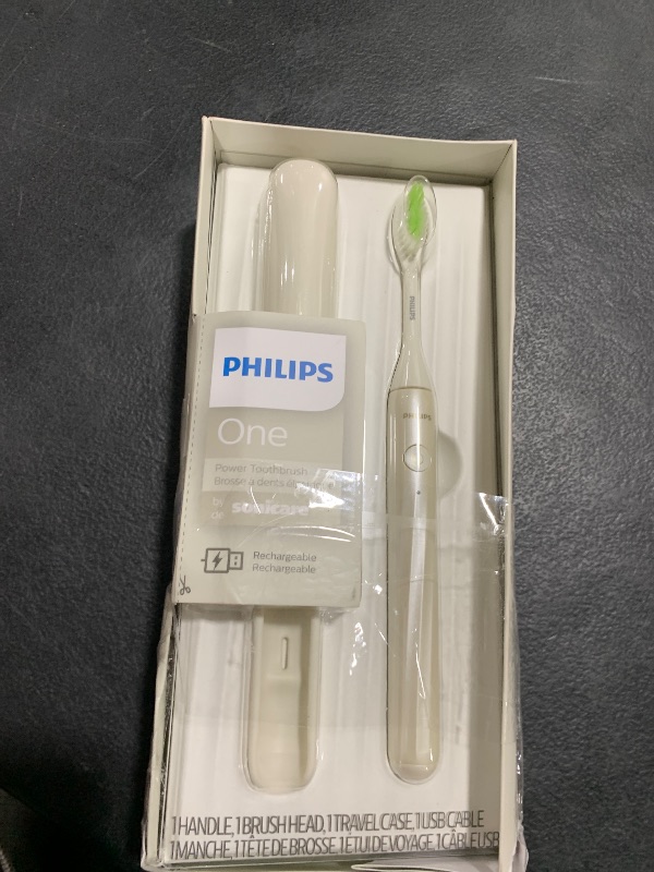 Photo 1 of Philips One by Sonicare Rechargeable Toothbrush, Snow, HY1200/07