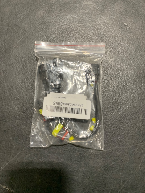 Photo 1 of Y Splitter Power Outlet Connector Plug 12V Y-Splitter Plug Harness Kit Fit for Honda 2017-2021 CRF250L | 2021-2023 CRF300L | 2018-2019 CRF 1000 L | 2020-2024 CRF 1100 L (Plug and Play)