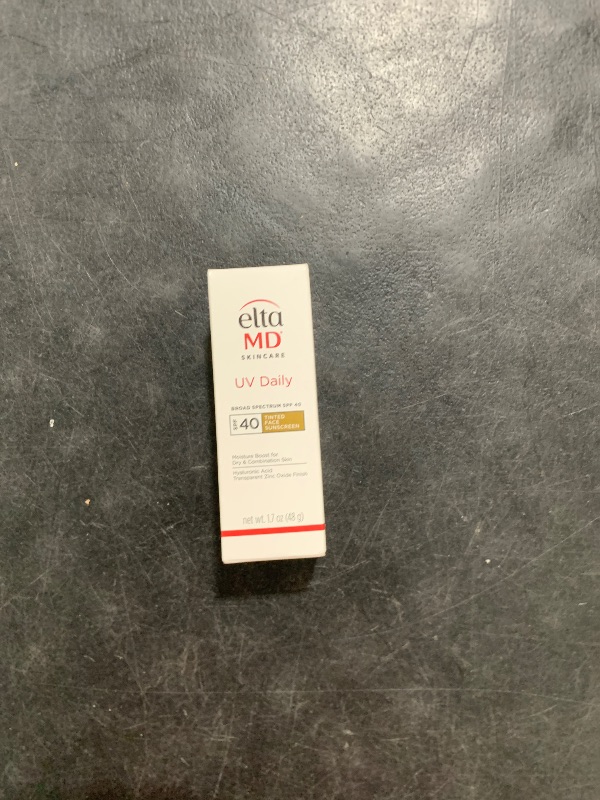 Photo 1 of EltaMD UV Daily Tinted SPF 40 Face Sunscreen Moisturizer with Zinc Oxide, Tinted Daily Face Moisturizer with SPF, Sunscreen for Dry Skin,1.7 oz Pump