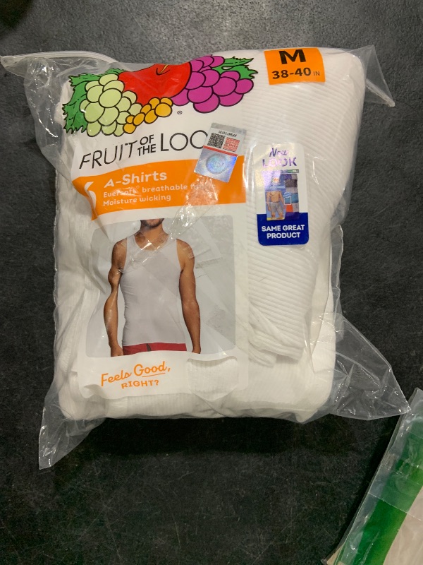 Photo 1 of Fruit of the Loom Men's Shirts Size M 